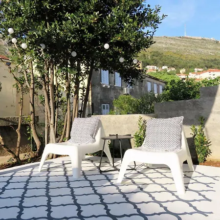 & Studio Lemon Ντουμπρόβνικ