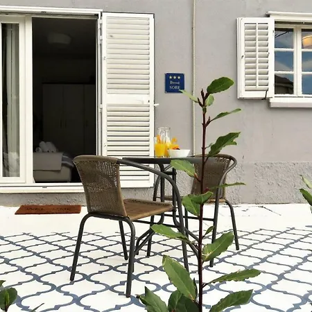 & Studio Lemon Apartman *